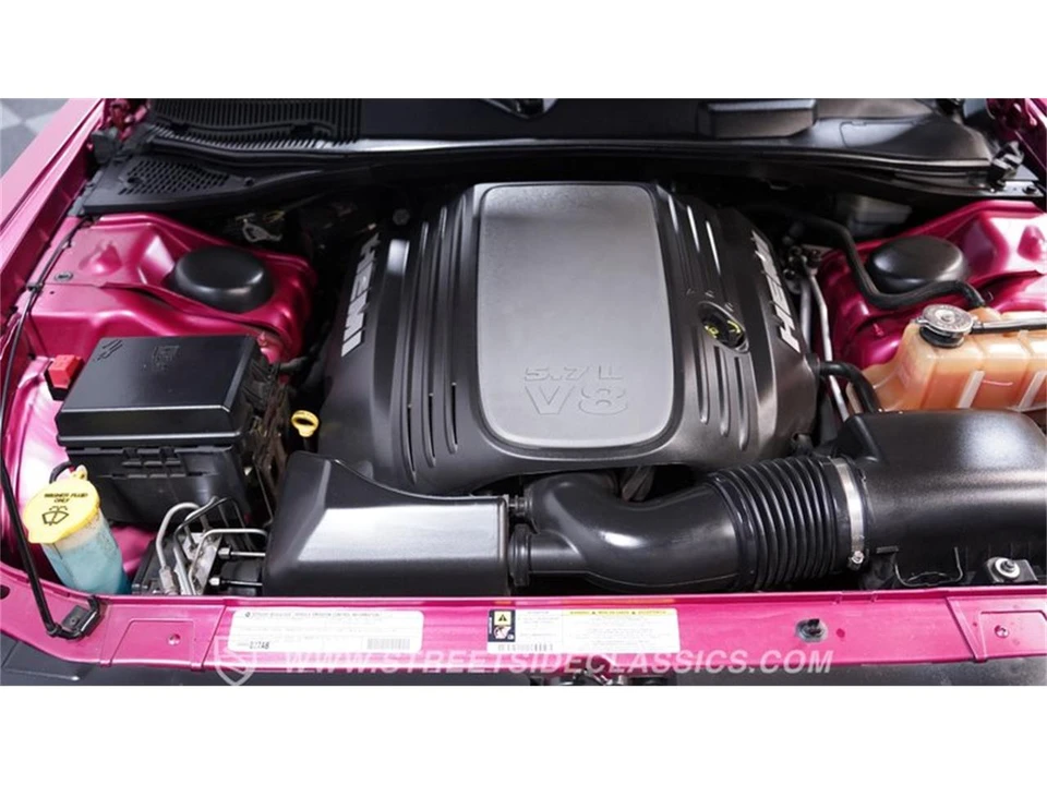 2010 Dodge Challenger 3rd Gen - Image 3 of 31