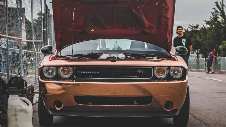 2010 Dodge Challenger 3rd Gen - Image 10 of 15