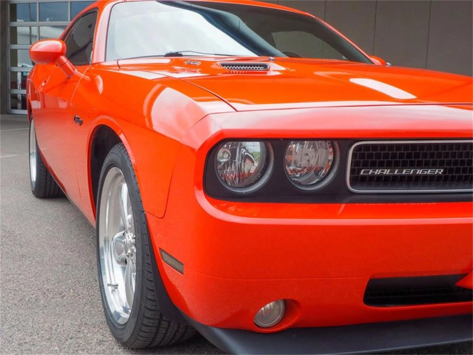 2010 Dodge Challenger 3rd Gen - Image 17 of 31