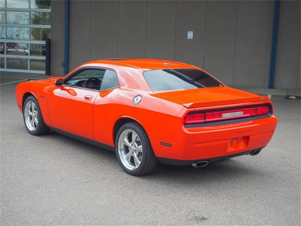 2010 Dodge Challenger 3rd Gen - Image 6 of 31
