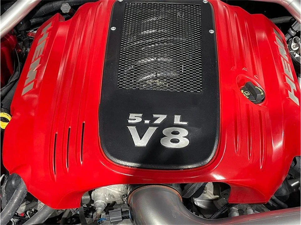 2010 Dodge Challenger 3rd Gen - Image 29 of 31