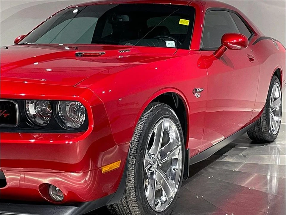 2010 Dodge Challenger 3rd Gen - Image 21 of 31