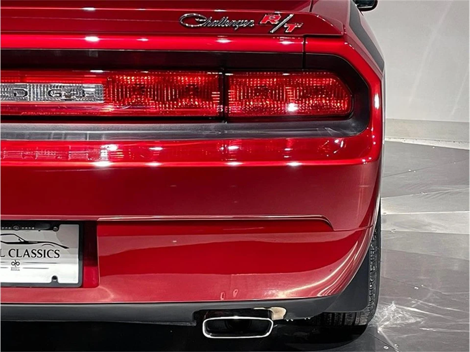 2010 Dodge Challenger 3rd Gen - Image 12 of 31