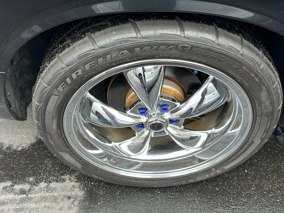 2010 Dodge Challenger 3rd Gen - Image 8 of 10