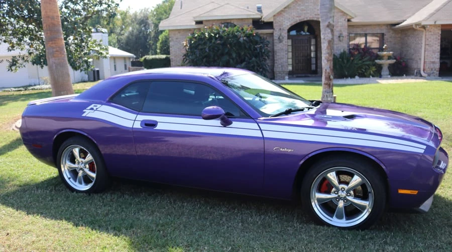 2010 Dodge Challenger 3rd Gen - Image 2 of 9