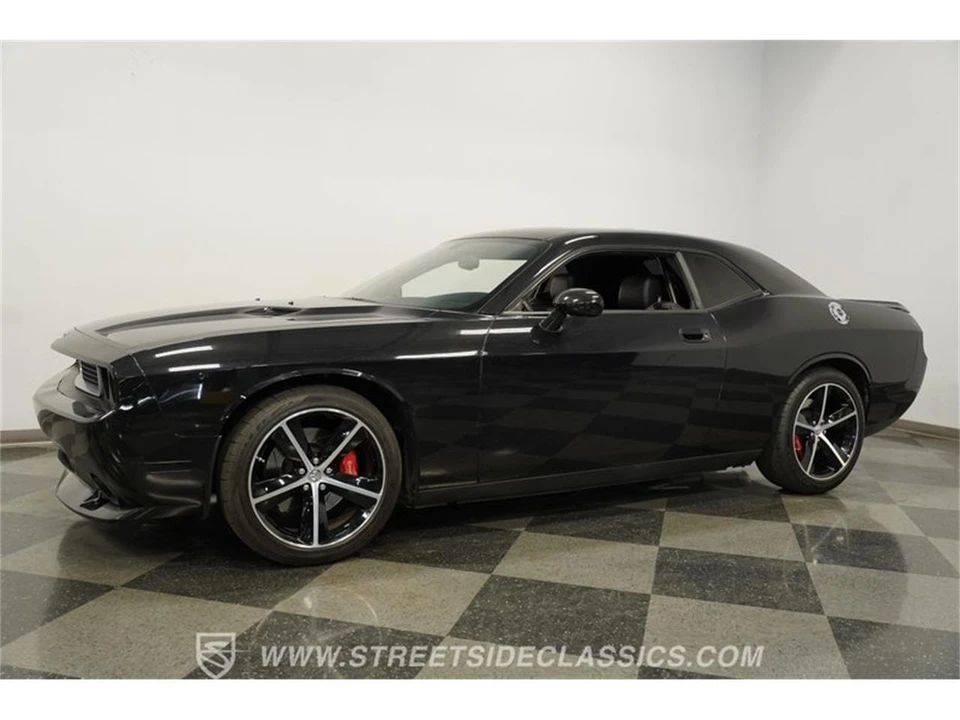 2010 Dodge Challenger 3rd Gen - Image 6 of 31