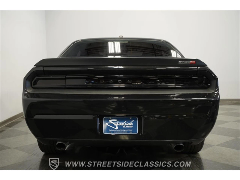 2010 Dodge Challenger 3rd Gen - Image 10 of 31