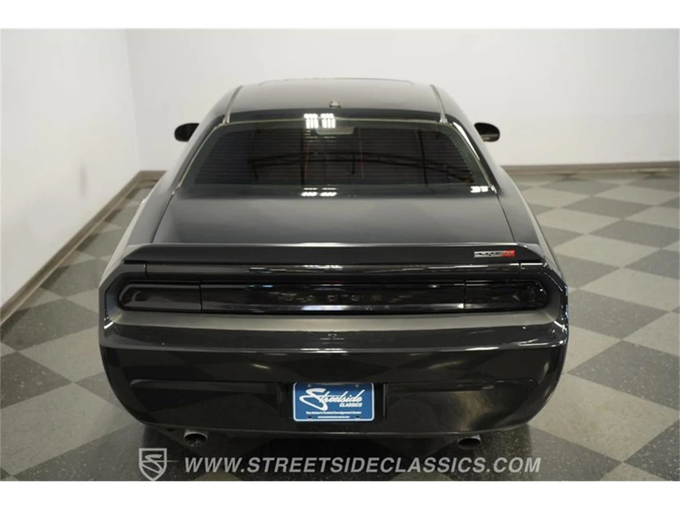 2010 Dodge Challenger 3rd Gen - Image 27 of 31