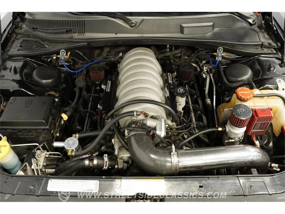 2010 Dodge Challenger 3rd Gen - Image 4 of 31