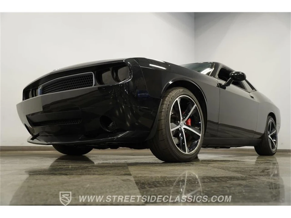 2010 Dodge Challenger 3rd Gen - Image 20 of 31
