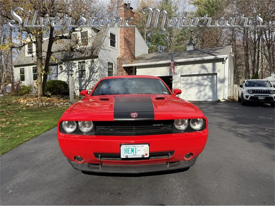 2010 Dodge Challenger 3rd Gen - Image 2 of 31