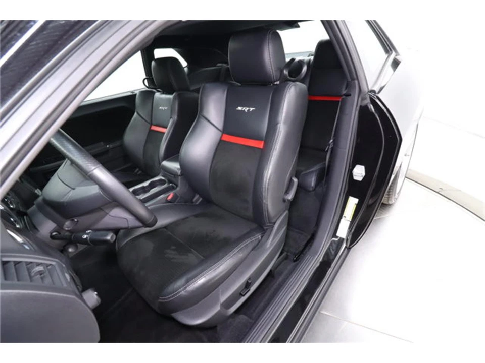 2010 Dodge Challenger 3rd Gen - Image 18 of 31