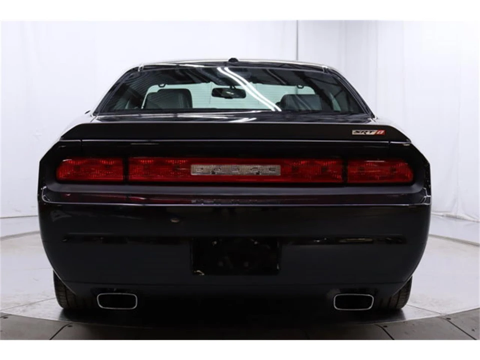 2010 Dodge Challenger 3rd Gen - Image 6 of 31