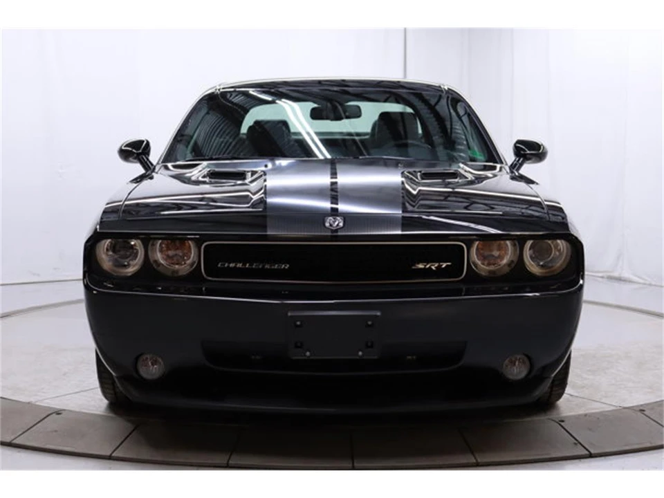 2010 Dodge Challenger 3rd Gen - Image 3 of 31