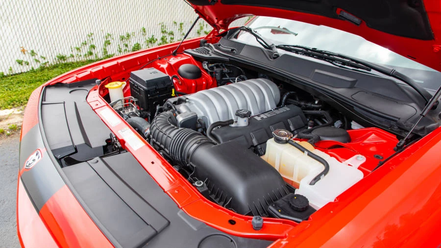 2010 Dodge Challenger 3rd Gen - Image 6 of 18