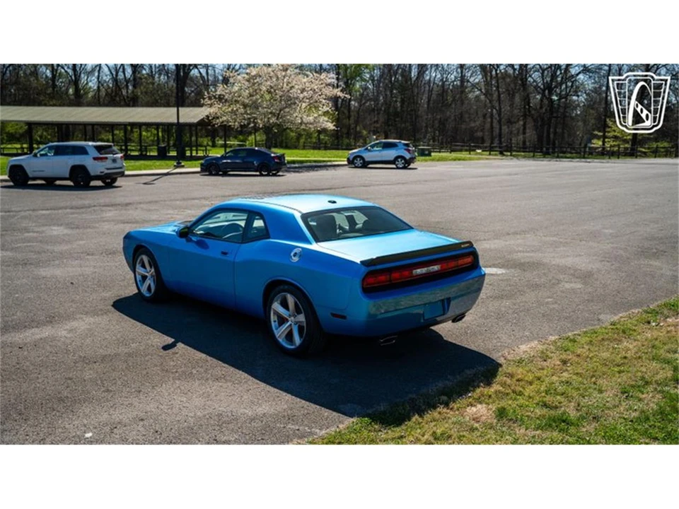 2010 Dodge Challenger 3rd Gen - Image 11 of 31