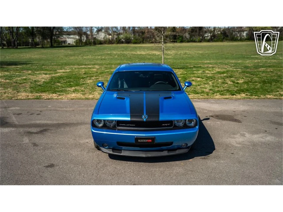 2010 Dodge Challenger 3rd Gen - Image 2 of 31