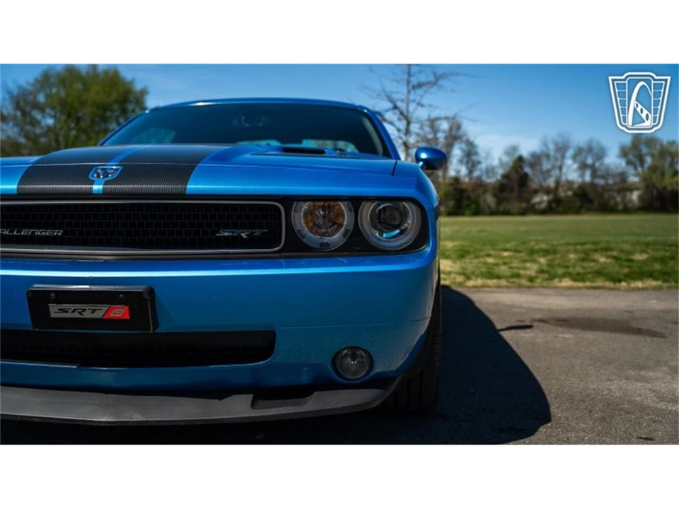 2010 Dodge Challenger 3rd Gen - Image 28 of 31