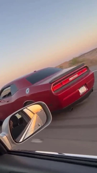 2010 Dodge Challenger 3rd Gen - Image 6 of 6