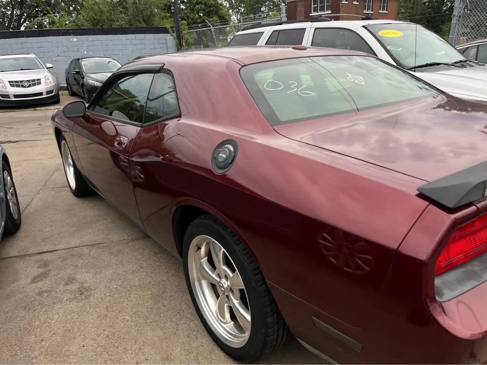 2010 Dodge Challenger SRT8 & 392 3rd Gen - Image 2 of 4