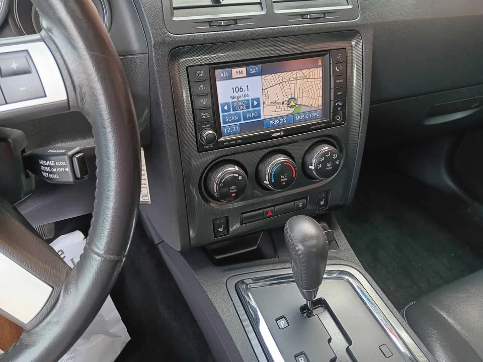 2010 Dodge Challenger 3rd Gen - Image 7 of 9