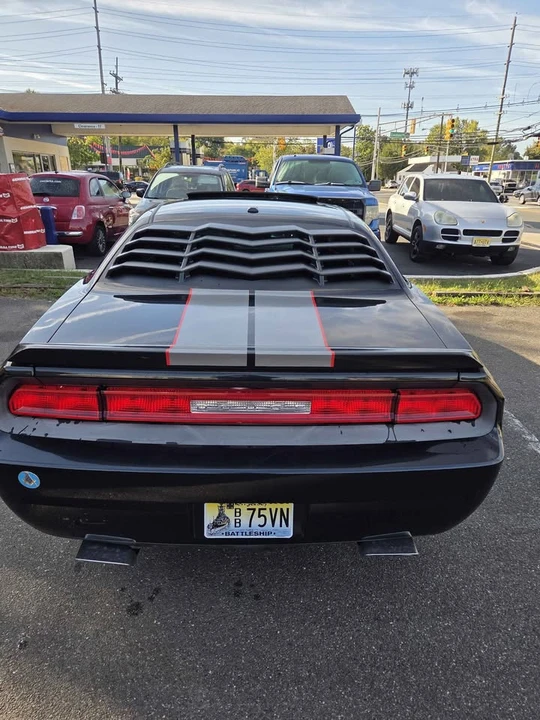 2010 Dodge Challenger 3rd Gen - Image 7 of 10