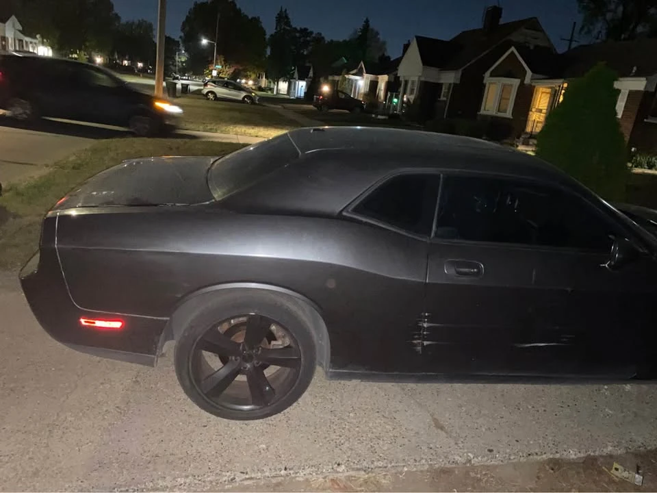 2010 Dodge Challenger 3rd Gen - Image 11 of 15