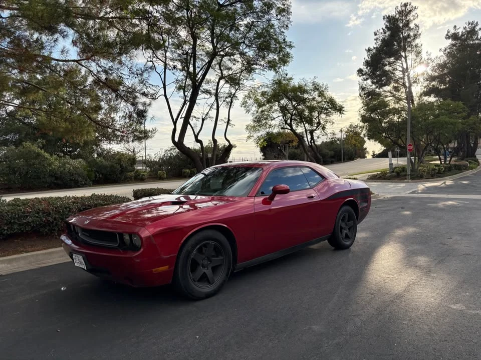 2010 Dodge Challenger 3rd Gen - Image 4 of 4