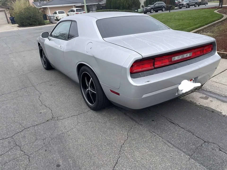 2010 Dodge Challenger 3rd Gen - Image 2 of 12
