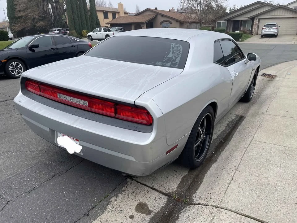 2010 Dodge Challenger 3rd Gen - Image 3 of 12