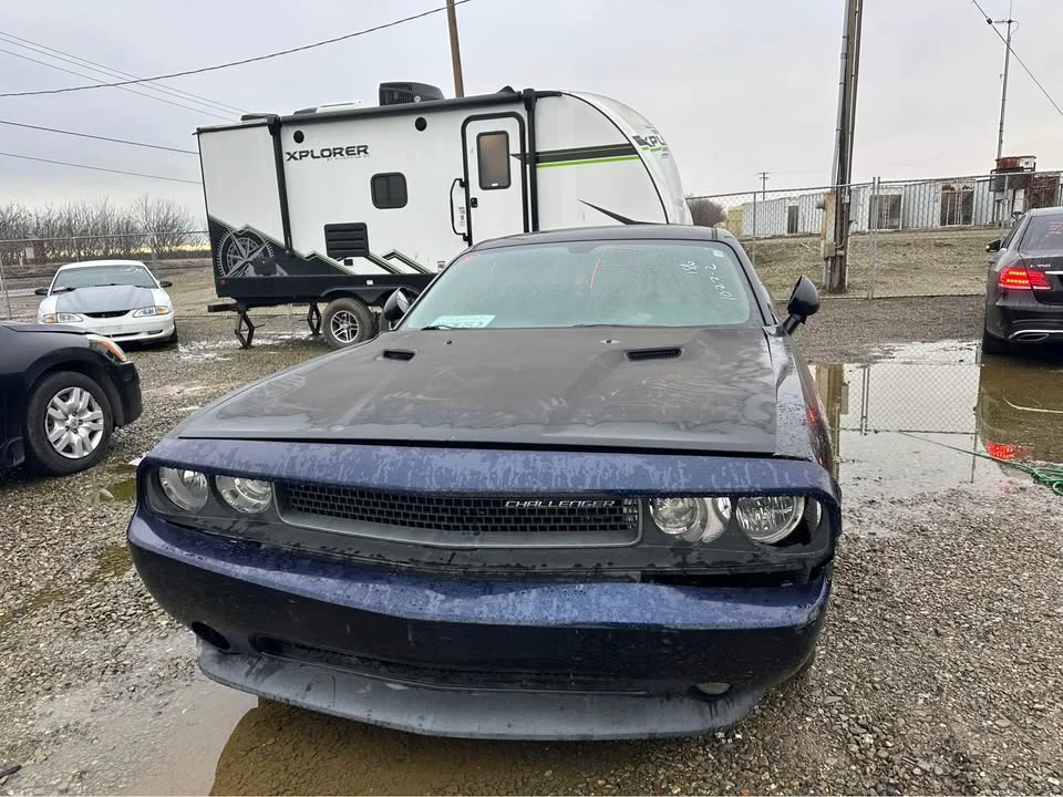 2010 Dodge Challenger 3rd Gen - Image 2 of 4