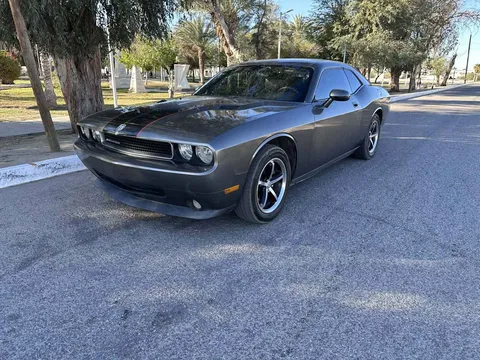 2010 Dodge Challenger Coupe 2D