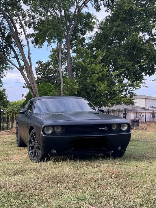2010 Dodge Challenger 3rd Gen - Image 2 of 7