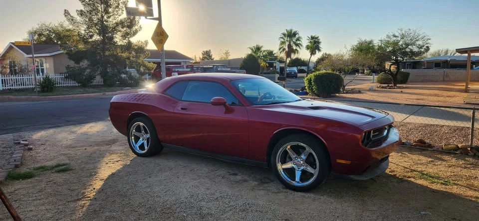 2010 Dodge Challenger 3rd Gen - Image 2 of 7
