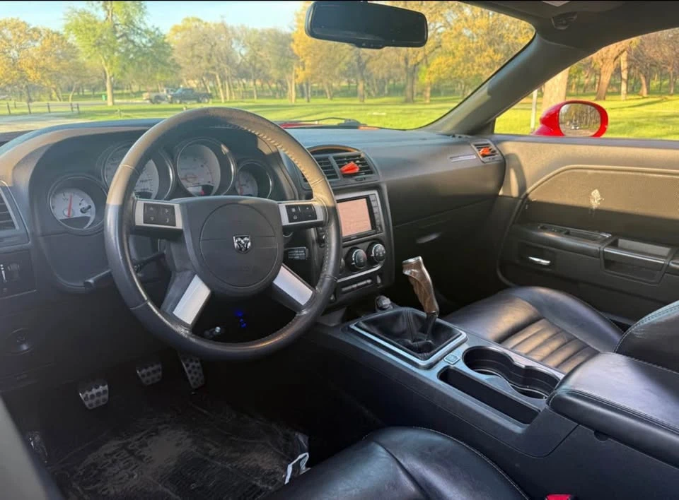 2010 Dodge Challenger 3rd Gen - Image 11 of 11