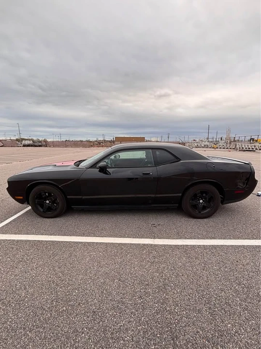 2010 Dodge Challenger 3rd Gen - Image 7 of 11