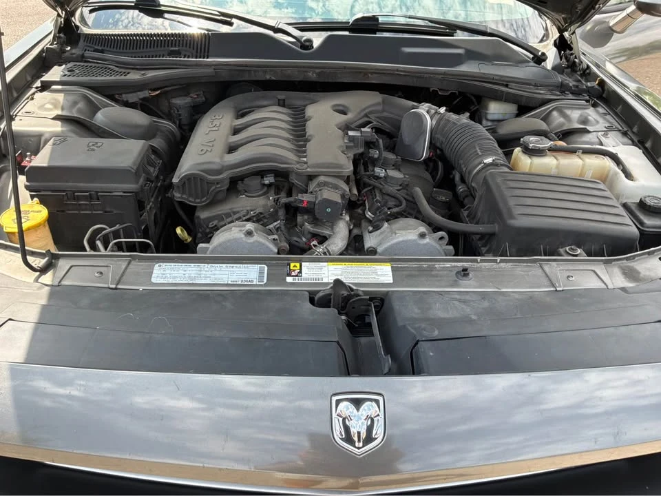 2010 Dodge Challenger 3rd Gen - Image 11 of 11
