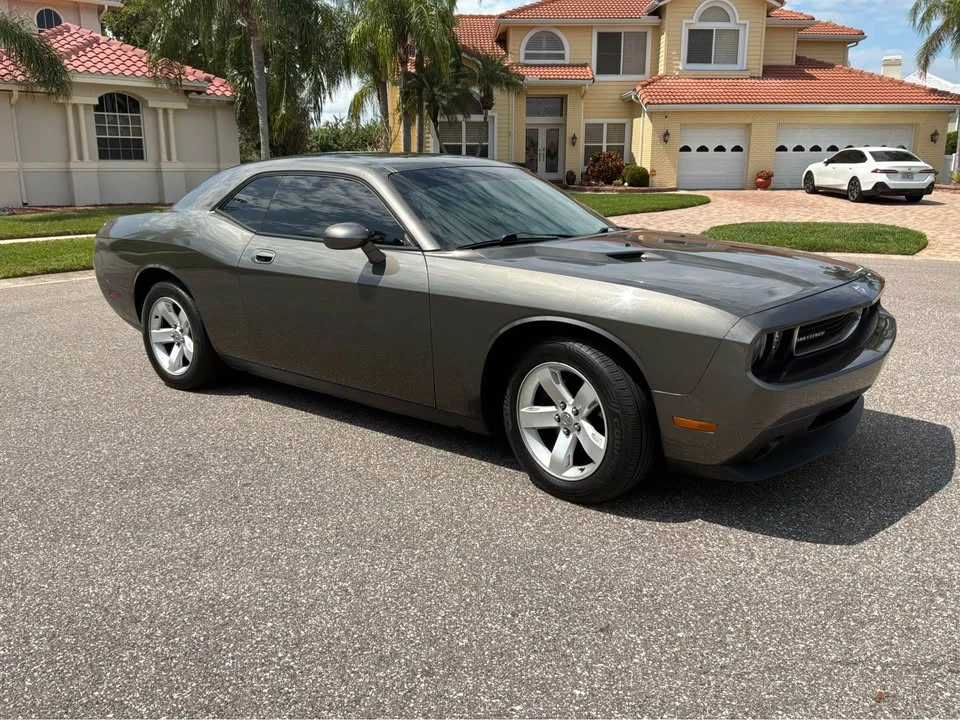2010 Dodge Challenger 3rd Gen - Image 2 of 11