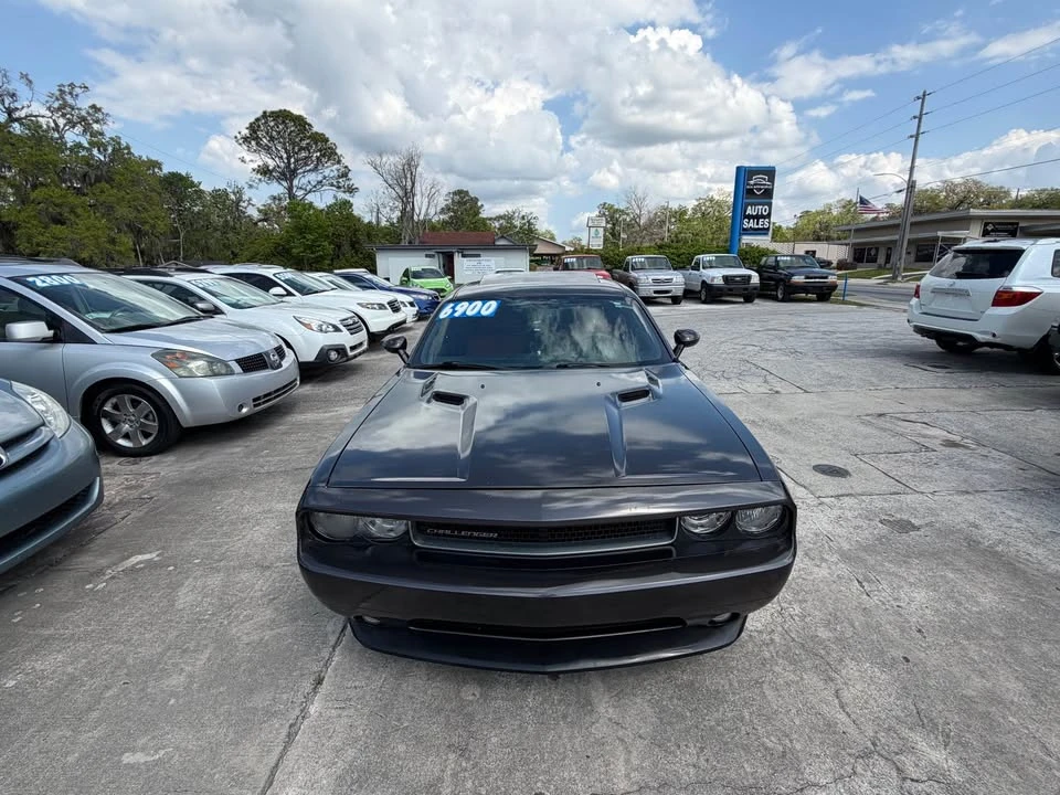 2010 Dodge Challenger 3rd Gen - Image 2 of 10