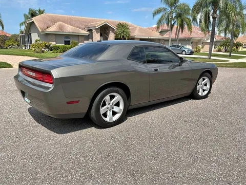 2010 Dodge Challenger Coupe 2D