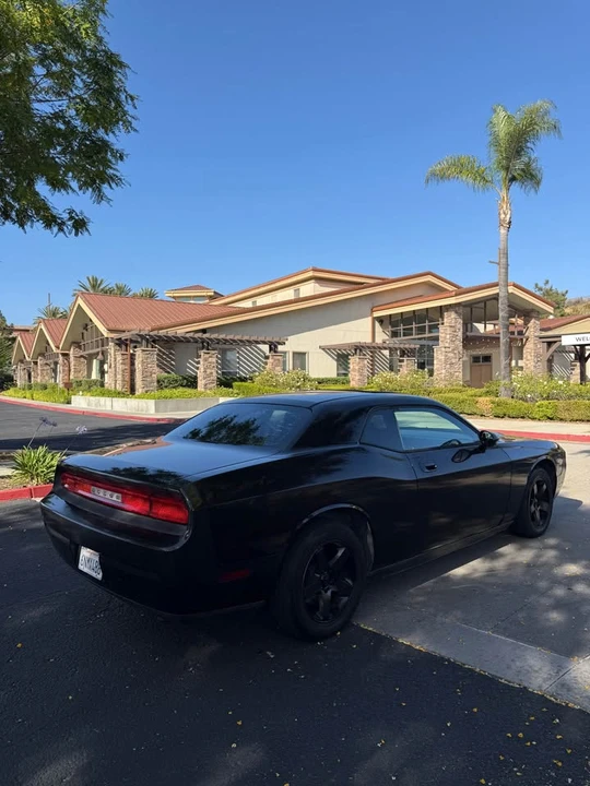 2010 Dodge Challenger 3rd Gen - Image 3 of 6