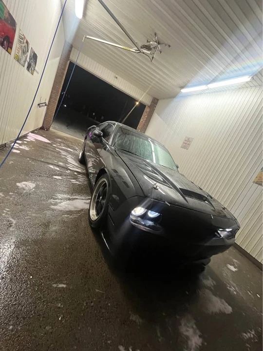 2010 Dodge Challenger 3rd Gen - Image 2 of 15