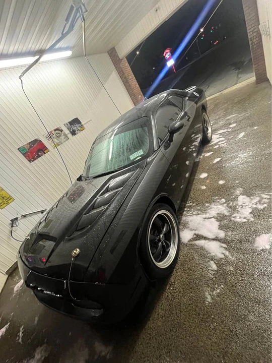 2010 Dodge Challenger 3rd Gen - Image 3 of 15