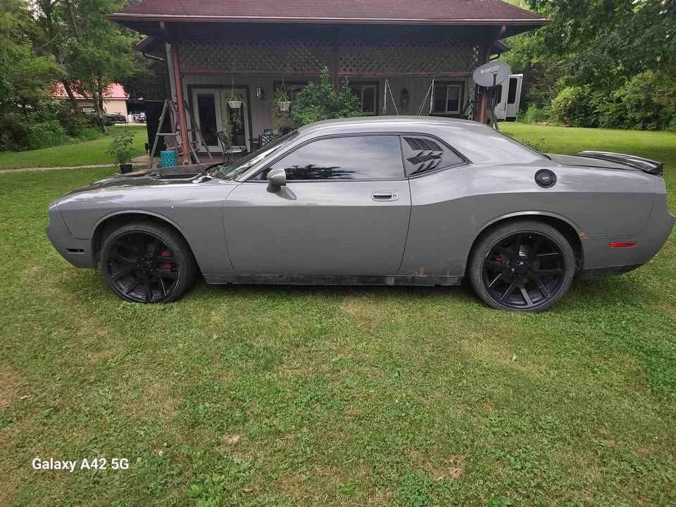 2010 Dodge Challenger 3rd Gen - Image 5 of 7