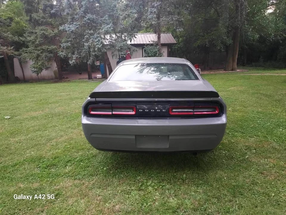 2010 Dodge Challenger 3rd Gen - Image 6 of 7