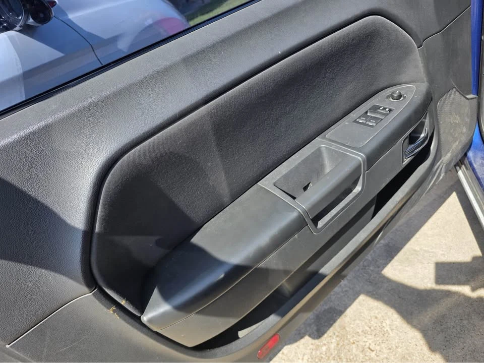 2010 Dodge Challenger 3rd Gen - Image 4 of 11