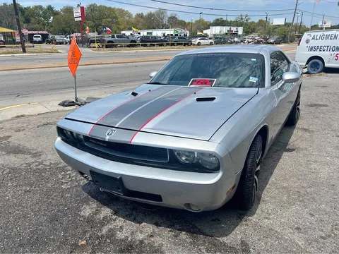 2010 Dodge Challenger Coupe 2D