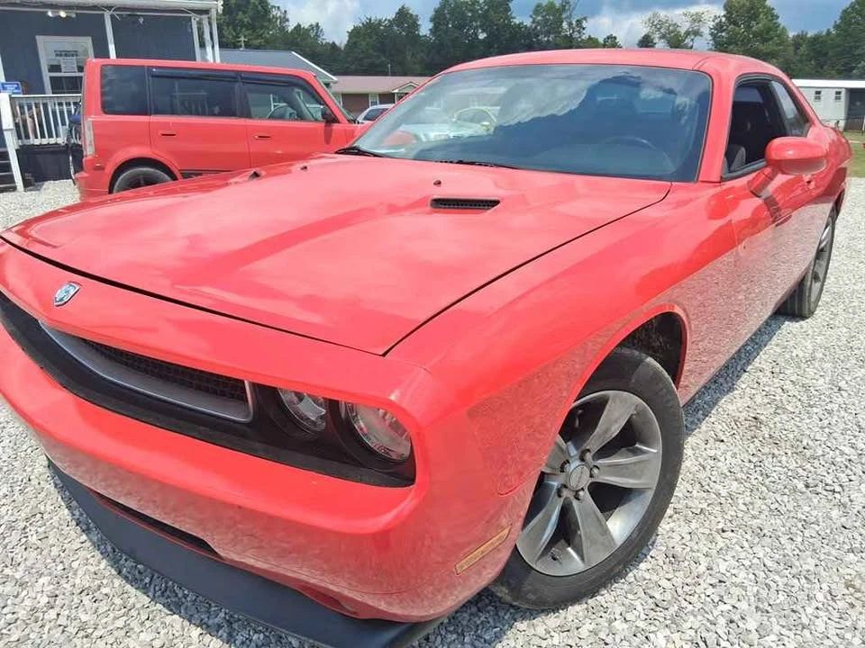 2010 Dodge Challenger 3rd Gen - Image 2 of 13