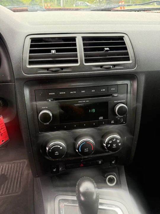 2010 Dodge Challenger 3rd Gen - Image 14 of 14