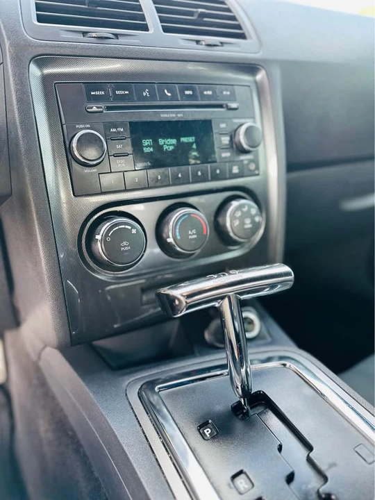 2010 Dodge Challenger 3rd Gen - Image 13 of 20